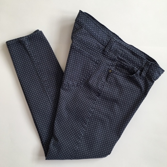 Old Navy Rock Star Jeans 8 - Picture 3 of 8